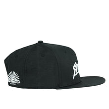 Load image into Gallery viewer, Stylust Ripstop Black Snapback Hat
